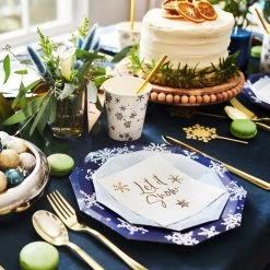 Coterie Let It Snow Cups (10 Per Pack)