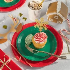 Coterie Tabletop Red Classic Large Plates (10 Per Pack)